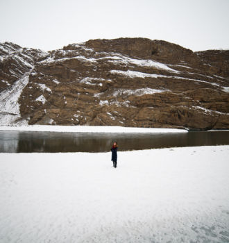 Небо. Памир. Девушка