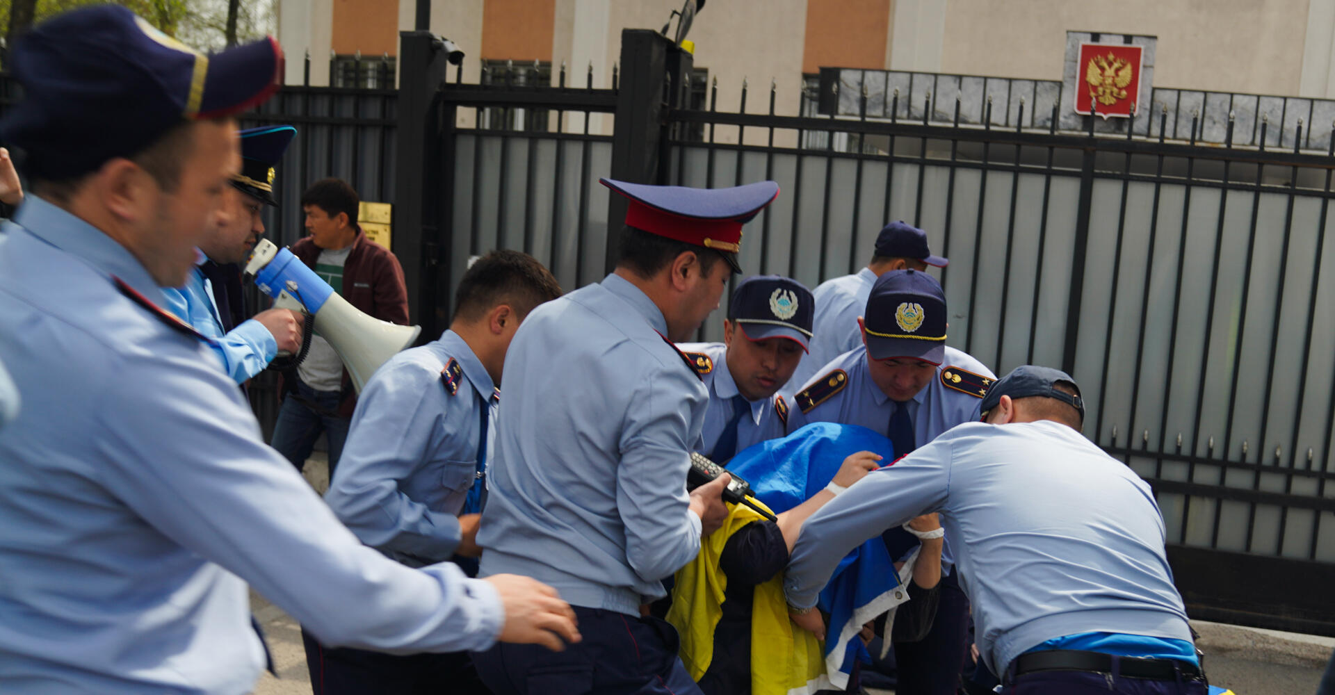 Almatians held a performance in memory of the victims of Bucha killings